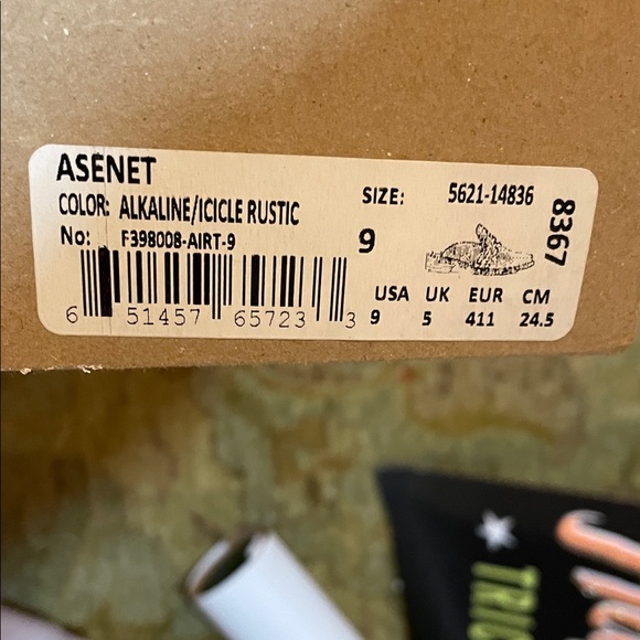 BED|STU Leather Slip-Ons - Picture 8 of 9